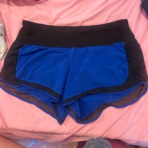 Black and blue lulu shorts